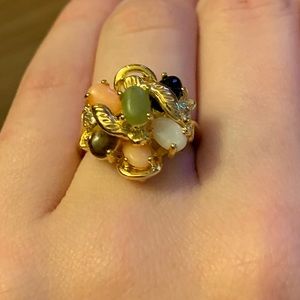 Multi-stone Cluster Ring